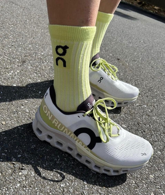 On Cloudmonster 2 Undyed Zest Running Shoes