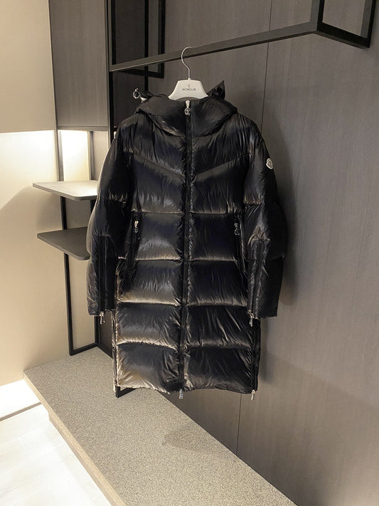 Womem Moncler coat Hooded Quilted Long Down Jacket — hero